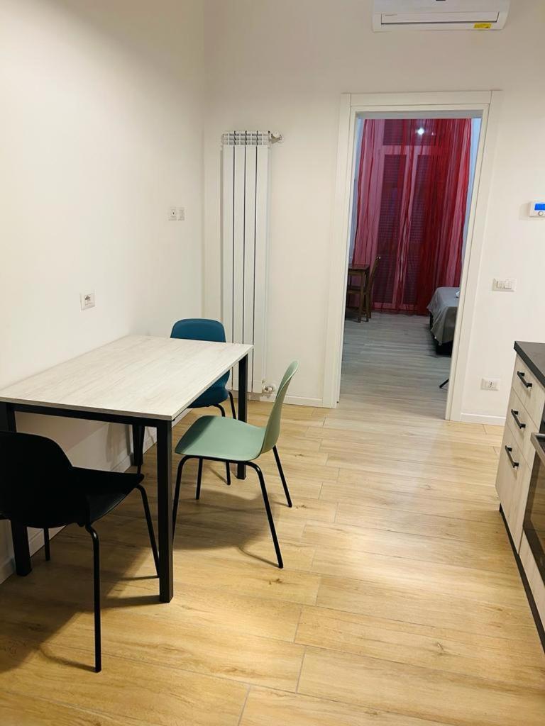 Easy Room Italy Rogoredo Milano Eksteriør billede